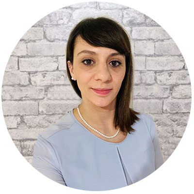 Paola Ricci Paralegal